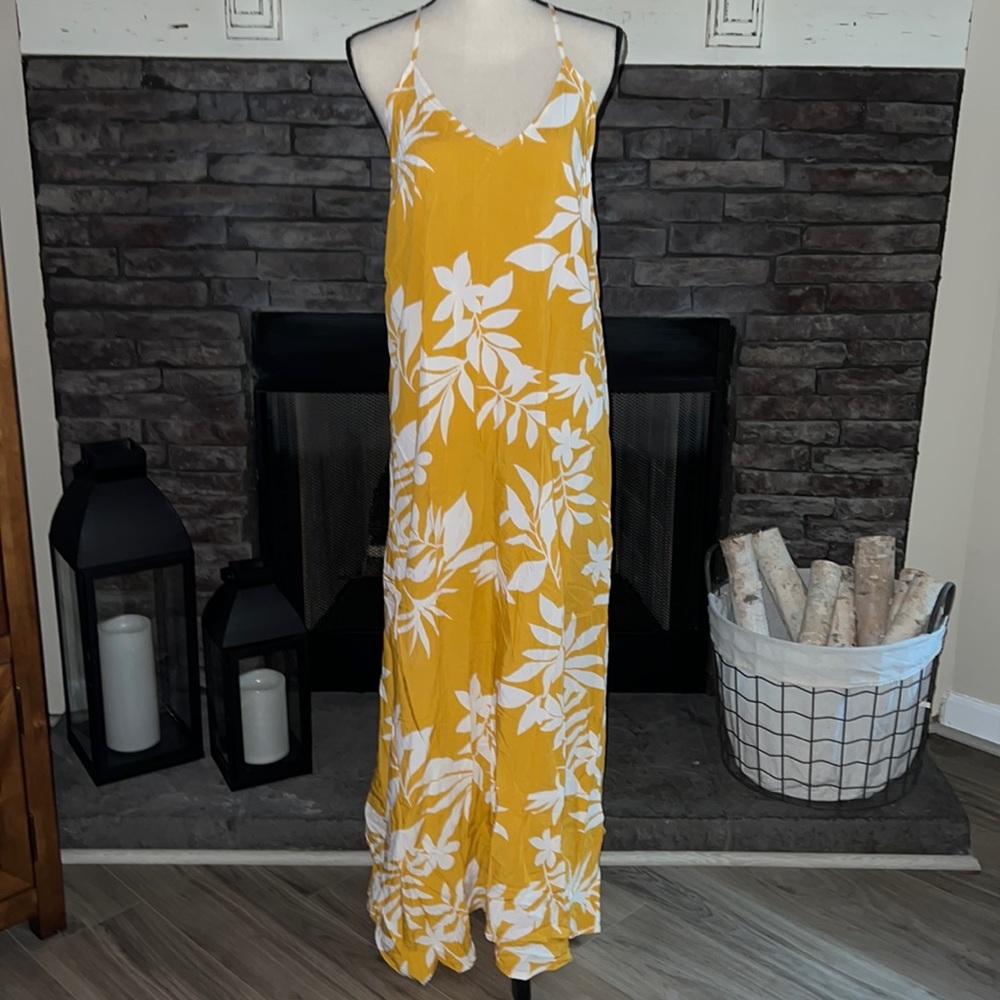 Old Navy Maxi Dresd